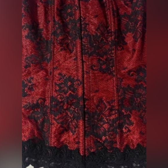 Fredericks of Hollywood Red Lace Corset, size 38 - Picture 8 of 9